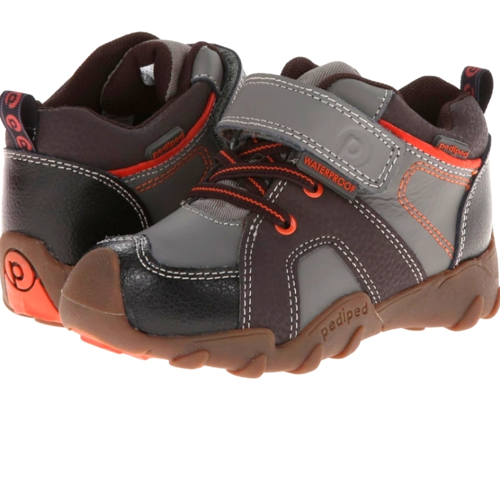 Brand new Pediped Flex Justin Boots, size 33, grey